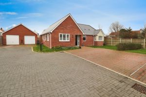 ORCHARD CRESCENT- click for photo gallery